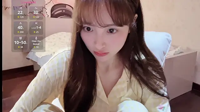 xiaoyun 666 online show from 11/12/25, 09:18