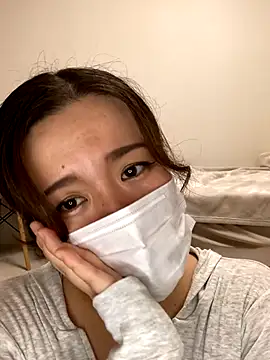 NATSUMI00 online show from 10/16/25, 05:43