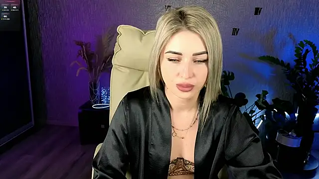 NikkiiStill online show from 03/10/26, 03:10