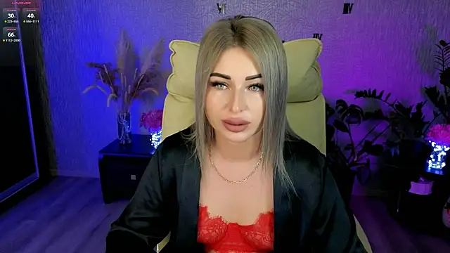 NikkiiStill online show from 06/04/26, 02:49