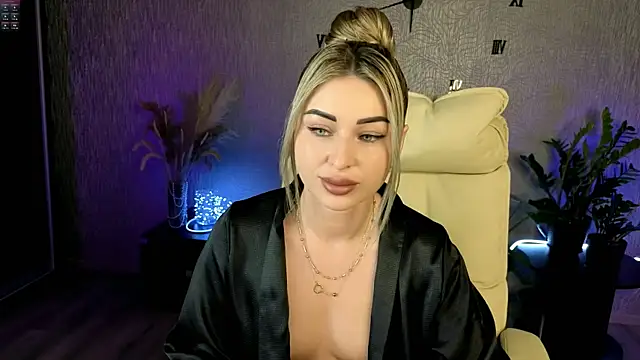 NikkiiStill online show from 03/02/26, 03:18