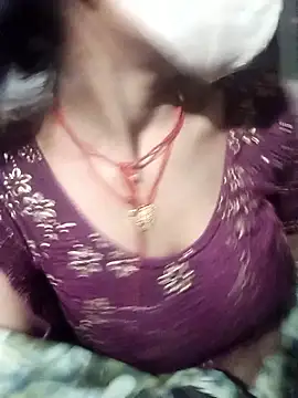 Snapshot of Sharmili_xx chatting on 10/12/25, 12:12 Sharmili xx online show from 10/12/25, 12:12