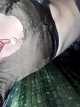 Snapshot of Sharmili_xx chatting on 10/07/25, 12:22 Sharmili xx online show from 10/07/25, 12:22