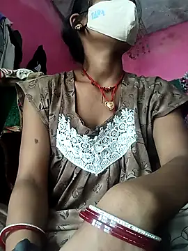 Snapshot of Sharmili_xx chatting on 10/01/25, 06:51 Sharmili xx online show from 10/01/25, 06:51