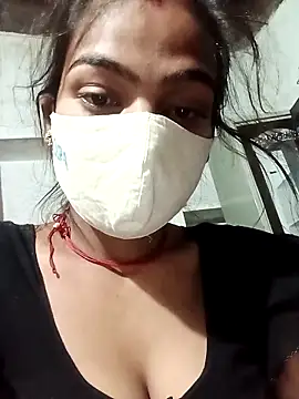 Snapshot of Sharmili_xx chatting on 10/19/25, 09:17 Sharmili xx online show from 10/19/25, 09:17