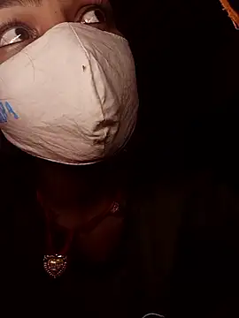 Snapshot of Sharmili_xx chatting on 10/02/25, 12:25 Sharmili xx online show from 10/02/25, 12:25