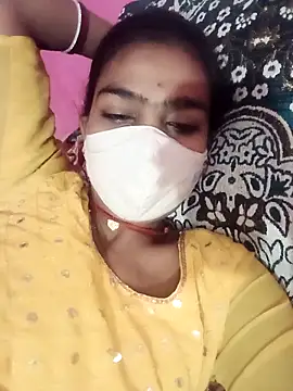 Snapshot of Sharmili_xx chatting on 09/24/25, 08:48 Sharmili xx online show from 09/24/25, 08:48