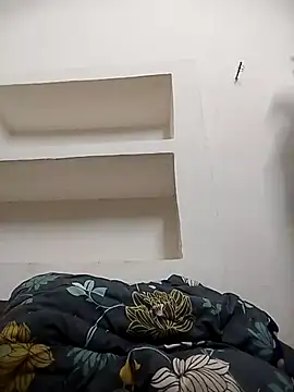 Sonam shinde online show from 04/25/26, 04:48
