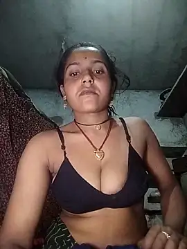 Sonam shinde online show from 02/12/26, 09:14