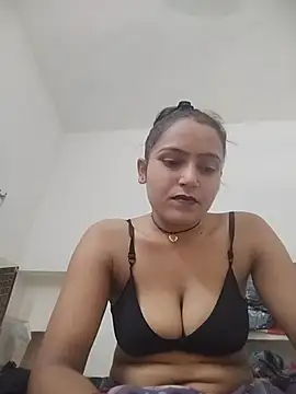 Snapshot of Sonam_shinde chatting on 07/18/26, 06:44 Sonam shinde online show from 07/18/26, 06:44