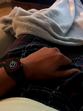 Hiuwee online show from 09/14/25, 11:05