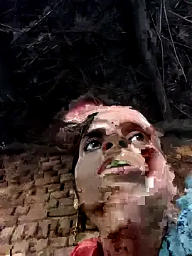 Snapshot of Punam_jindal chatting on 11/19/25, 03:06 Punam jindal online show from 11/19/25, 03:06