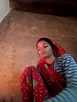 Snapshot of Punam_jindal chatting on 10/20/25, 04:25 Punam jindal online show from 10/20/25, 04:25