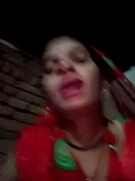 Snapshot of Punam_jindal chatting on 10/21/25, 01:21 Punam jindal online show from 10/21/25, 01:21