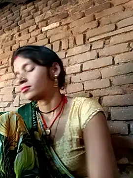 Snapshot of Punam_jindal chatting on 06/05/26, 04:28 Punam jindal online show from 06/05/26, 04:28