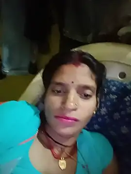 Snapshot of Punam_jindal chatting on 06/13/26, 02:48 Punam jindal online show from 06/13/26, 02:48