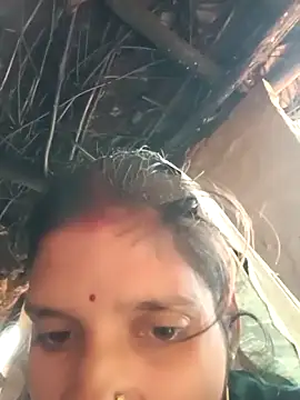 Snapshot of Punam_jindal chatting on 11/20/25, 03:18 Punam jindal online show from 11/20/25, 03:18