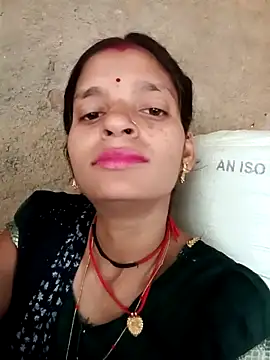 Snapshot of Punam_jindal chatting on 06/13/26, 02:09 Punam jindal online show from 06/13/26, 02:09