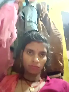 Snapshot of Punam_jindal chatting on 10/28/25, 03:29 Punam jindal online show from 10/28/25, 03:29