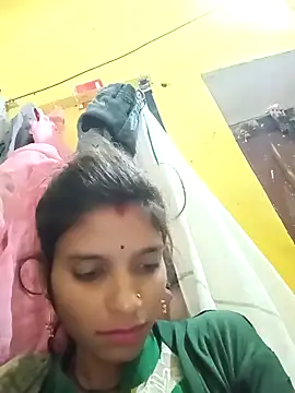 Snapshot of Punam_jindal chatting on 11/16/25, 04:39 Punam jindal online show from 11/16/25, 04:39