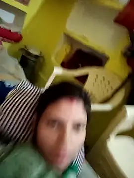 Snapshot of Punam_jindal chatting on 10/19/25, 04:15 Punam jindal online show from 10/19/25, 04:15