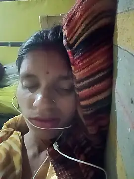 Snapshot of Punam_jindal chatting on 12/19/25, 03:25 Punam jindal online show from 12/19/25, 03:25