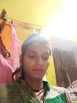 Snapshot of Punam_jindal chatting on 11/02/25, 12:26 Punam jindal online show from 11/02/25, 12:26