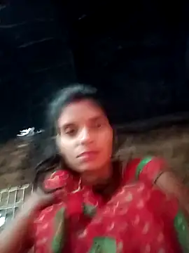 Snapshot of Punam_jindal chatting on 10/27/25, 03:18 Punam jindal online show from 10/27/25, 03:18