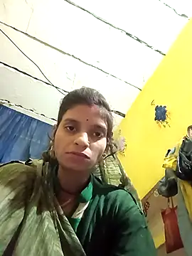 Snapshot of Punam_jindal chatting on 10/29/25, 03:38 Punam jindal online show from 10/29/25, 03:38