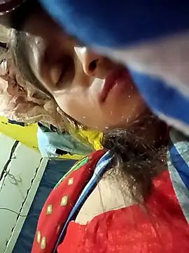 Snapshot of Punam_jindal chatting on 11/20/25, 03:23 Punam jindal online show from 11/20/25, 03:23