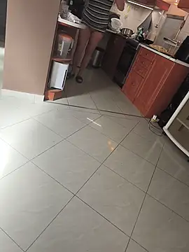 Snapshot of MiriandZacki chatting on 09/21/25, 09:14 MiriandZacki online show from 09/21/25, 09:14