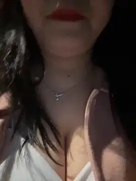 Snapshot of smgirls chatting on 11/05/25, 12:30 smgirls online show from 11/05/25, 12:30