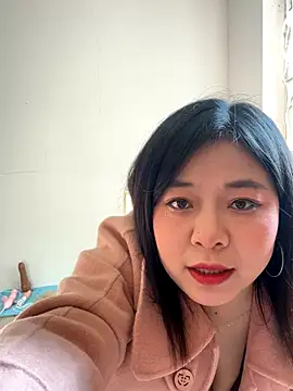 Snapshot of smgirls chatting on 11/20/25, 07:31 smgirls online show from 11/20/25, 07:31