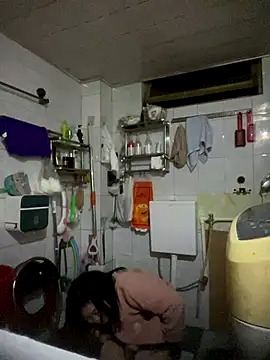 Snapshot of smgirls chatting on 11/28/25, 02:17 smgirls online show from 11/28/25, 02:17