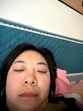 Snapshot of smgirls chatting on 11/28/25, 12:55 smgirls online show from 11/28/25, 12:55