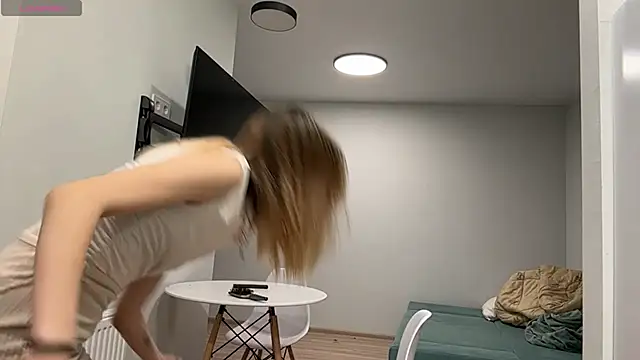 Denni Spilber online show from 02/13/26, 05:02