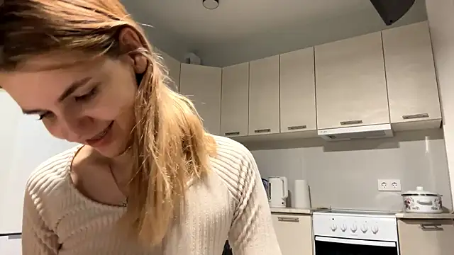 Denni Spilber online show from 10/10/25, 05:47