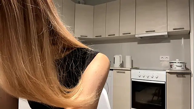 Denni Spilber online show from 10/09/25, 05:13