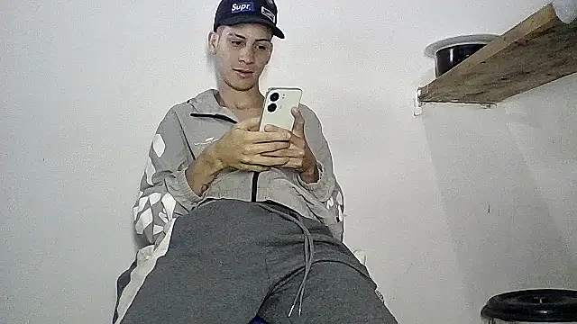 sam hottt online show from 09/26/25, 08:27
