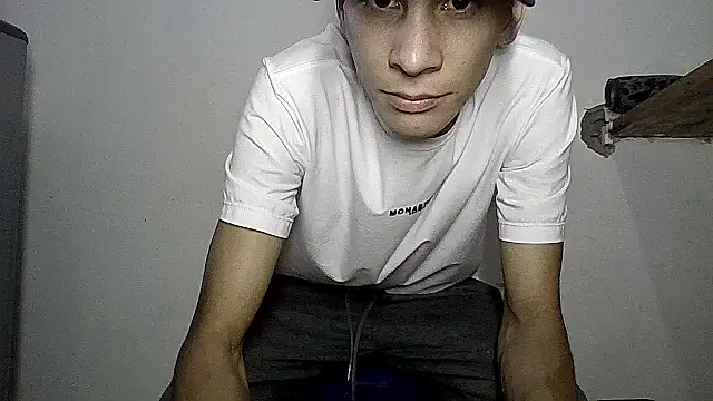 sam hottt online show from 10/14/25, 09:15