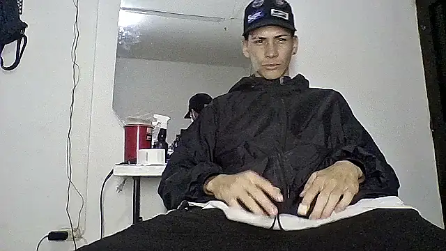 sam hottt online show from 09/18/25, 09:01