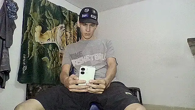 sam hottt online show from 09/24/25, 07:26