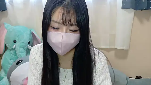 Ema-- online show from 11/23/25, 04:22