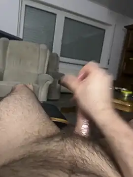 flamur albania online show from 12/20/25, 04:10