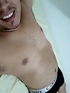 Alexboy022025 online show from 09/20/25, 05:29