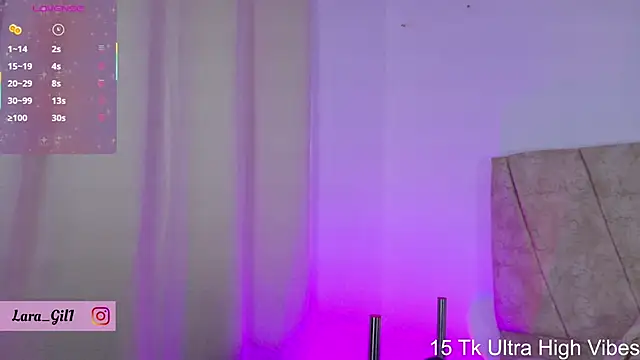 Snapshot of LaraGiil chatting on 10/03/25, 12:50 LaraGiil online show from 10/03/25, 12:50