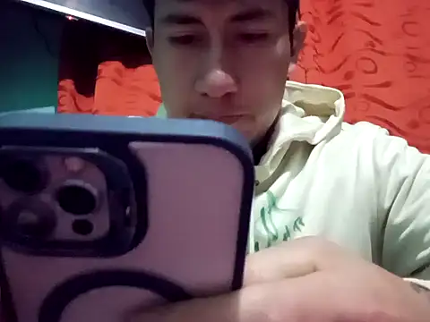 Snapshot of True_Di chatting on 09/29/25, 12:28 True Di online show from 09/29/25, 12:28