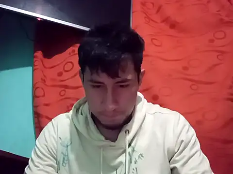 Snapshot of True_Di chatting on 10/03/25, 01:09 True Di online show from 10/03/25, 01:09