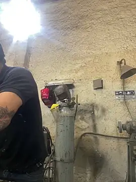 True Di online show from 03/05/26, 09:00