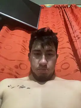 True Di online show from 11/28/25, 12:44